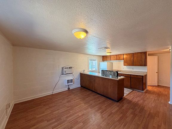 3rd image of 1 NE Main St #101-206-88