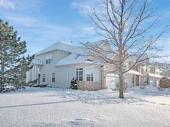2nd image of 11961 S Winterberry Ln