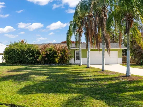 598 SW Lakehurst Dr, Port Saint Lucie, FL 34983
