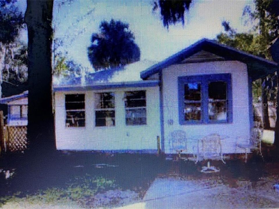 2nd image of 7810 Van Dyke Pl