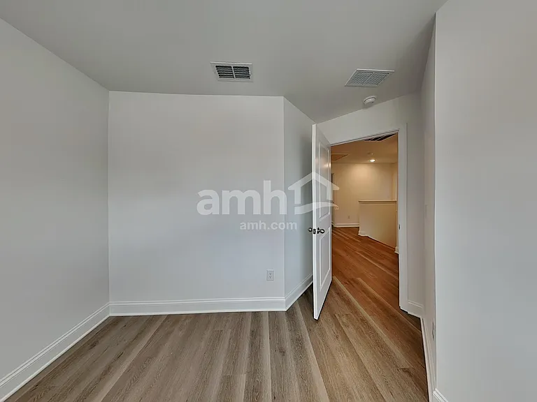 1016 Bevington Dr — Photo 24