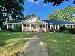 813 Five Point Rd, Virginia Beach, VA 23454