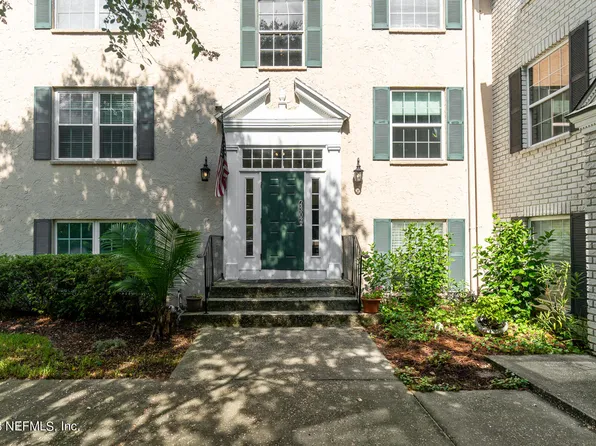 4302 PLAZA GATE Lane #202, Jacksonville, FL 32217