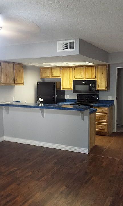 1st image of 808 E Lawrence Ln #13B