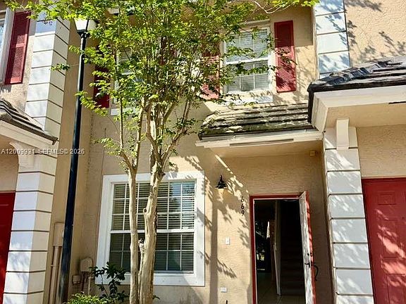 2nd image of 669 NW 42nd Ave