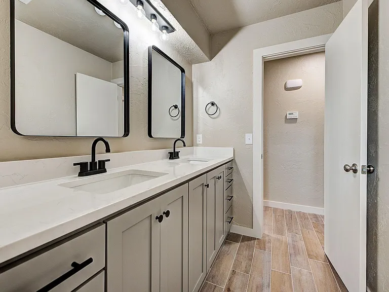 501 N Morgan Dr — Photo 33