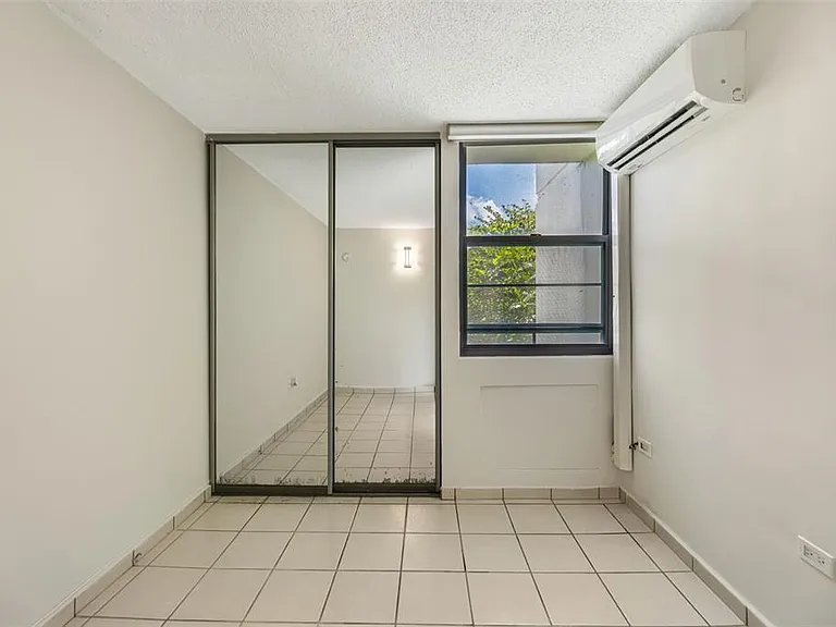 37 Cond Atrium Park Regina Marina #408C — Photo 12