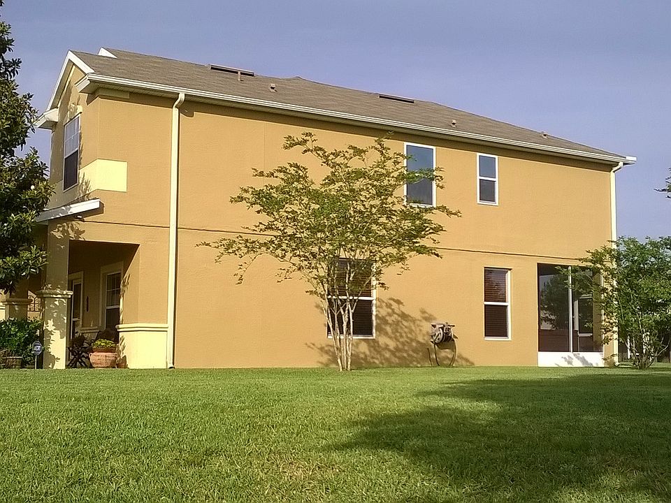 2nd image of 4077 SW 51st Rd