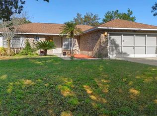 36545 Scotts Dale Dr, Grand Island, FL 32735