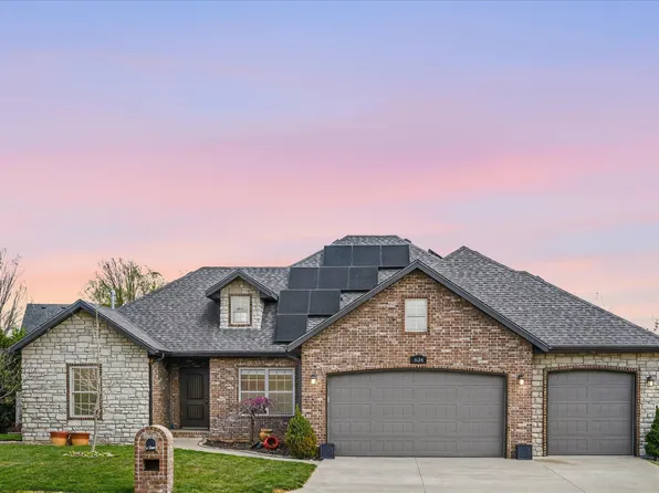 634 N Rockingham Avenue, Nixa, MO 65714