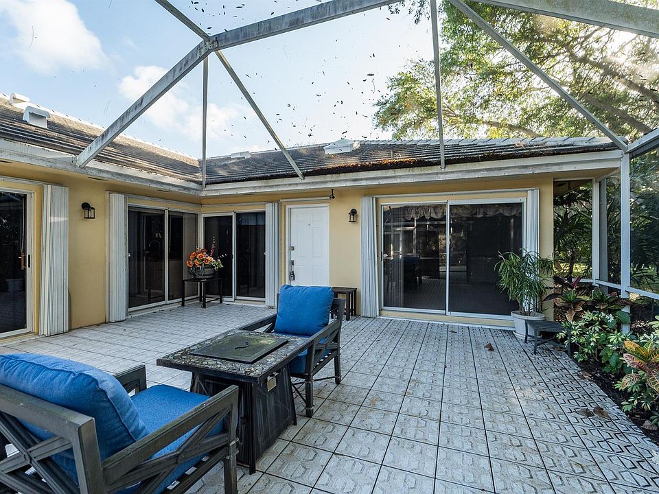 1st image of 304 Sun Terrace Ct