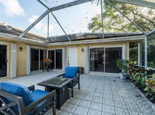 304 Sun Terrace Ct, Palm Beach Gardens, FL 33403