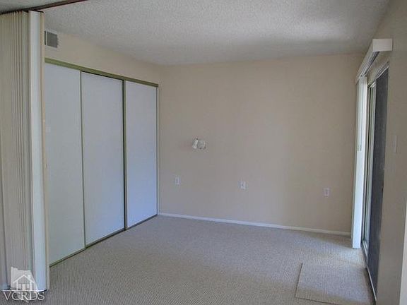 3rd image of 824 Pinetree Cir APT 16