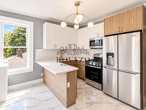 3rd image of 407-408 Chadwick Ave #2
