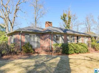 2508 Shades Crest Rd, Vestavia Hills, AL 35216