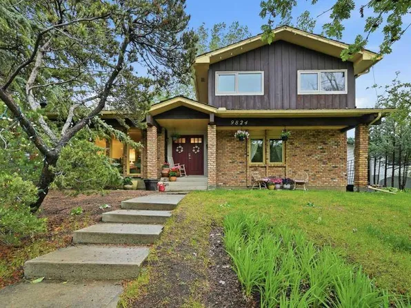 9824 W 19th St SW, Calgary, AB T2V 4C3