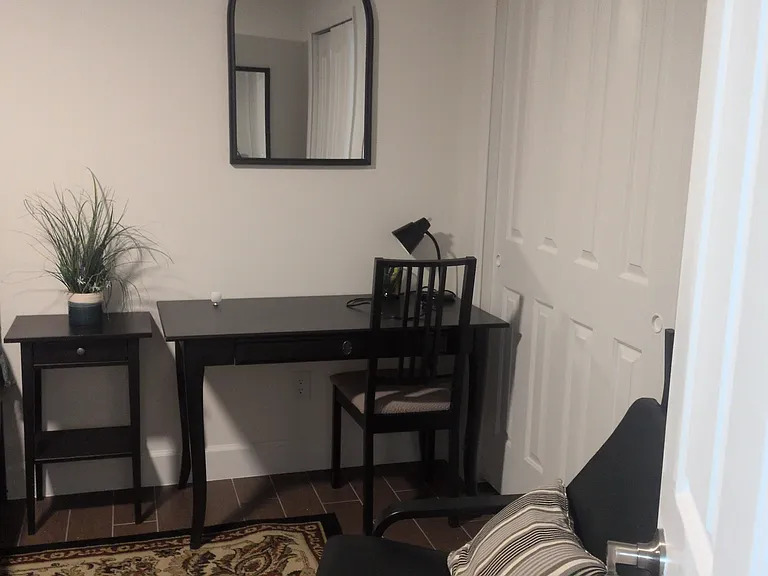 1426 Silverthorn Dr — Photo 21