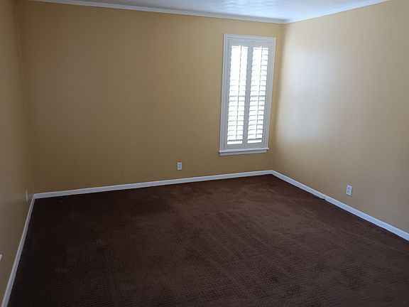 5th image of 3729 Devonshire Ct E