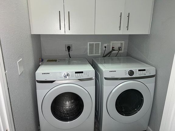 5th image of 173 W Astor Cir