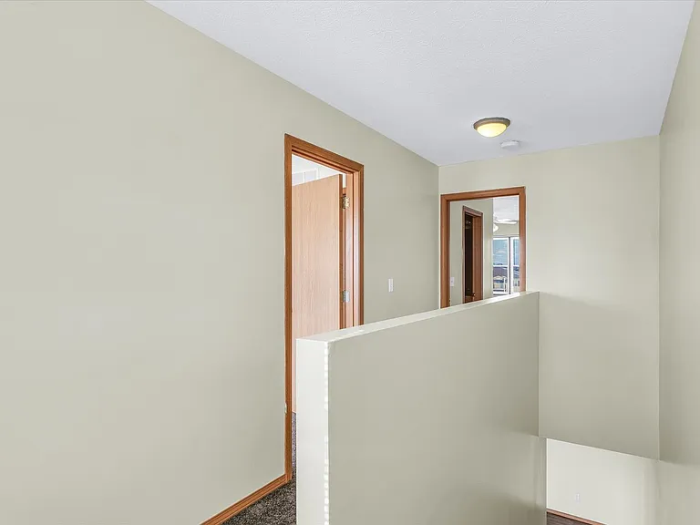2735 Rainbow Ave — Photo 14