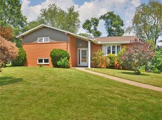 12389 Linshan Dr, Irwin, PA 15642