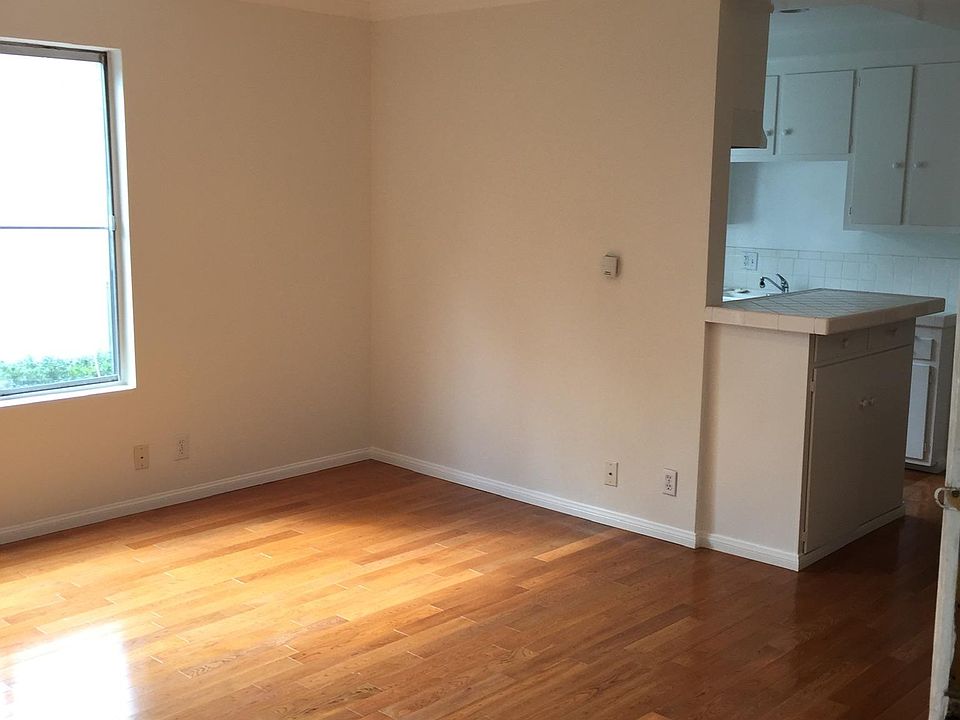 Hardwood living room