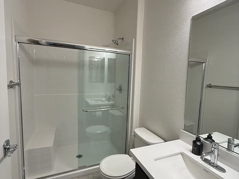 16763 Murphy Ave — Photo 9