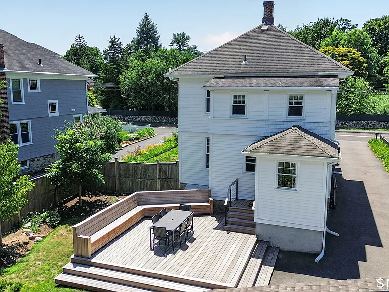 42 Treadwell Ave — Photo 38