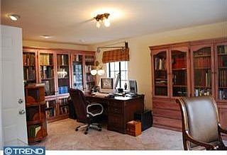 5th image of 3421 Warden Dr