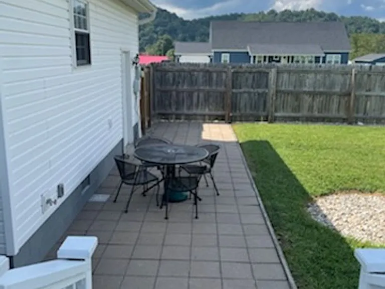 29 Connie Ln — Photo 5