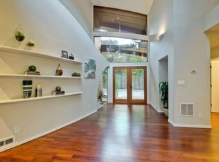 30 Bishop Oak Ct, Menlo Park, CA 94025