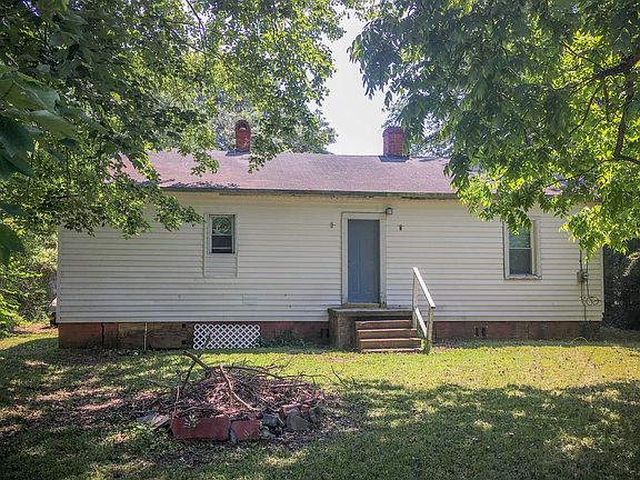 2nd image of 300 Greenough St
