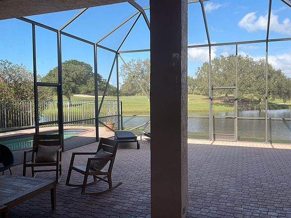 5th image of 2716 Oakmont Ct