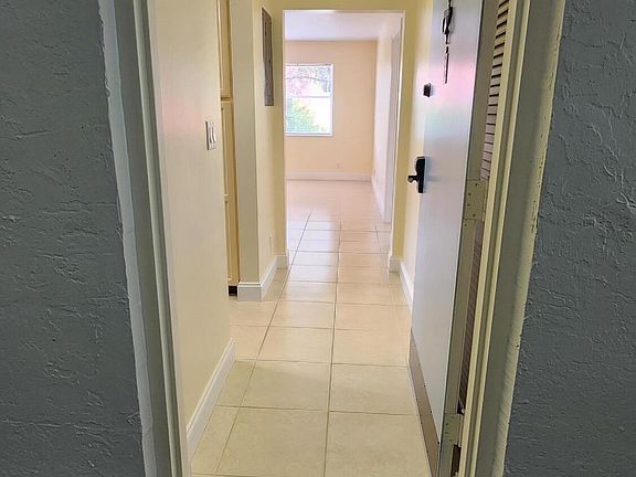 2nd image of 105 S Riverside Dr APT 204