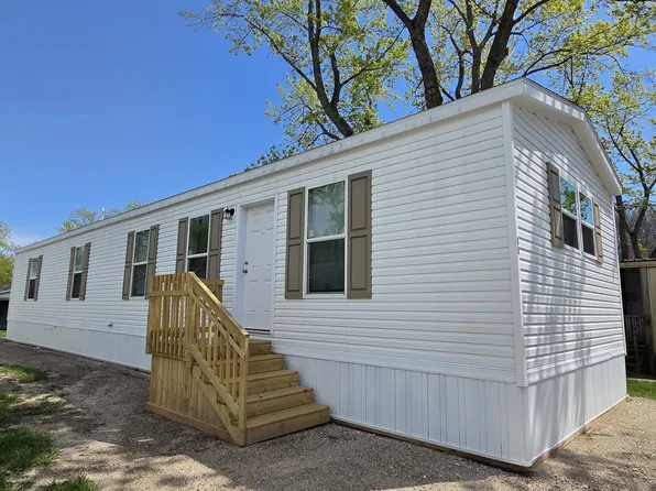5080 Saint Joseph Ave Lot 69, Stevensville, MI 49127