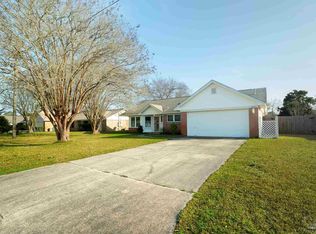 8017 Grand Bahama Dr, Pensacola, FL 32506