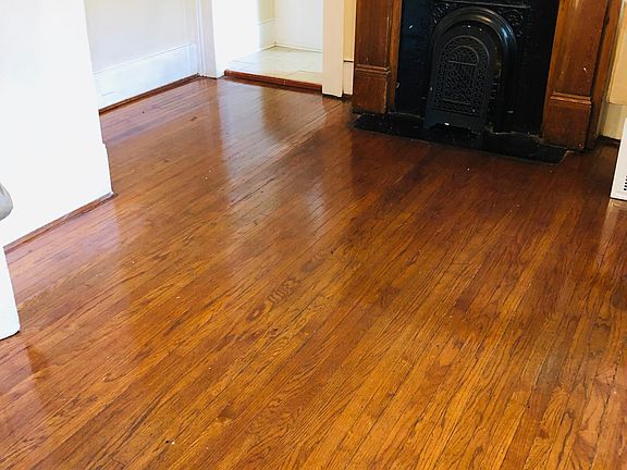3rd image of 1636 Amelia St APT 5
