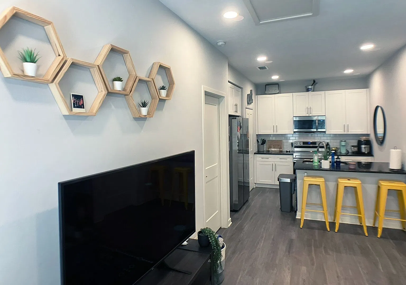 Recently Built 2 Bedroom, 2 Bathroom House — Photo 3