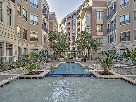 2nd image of 1901 Post Oak Blvd APT 2405