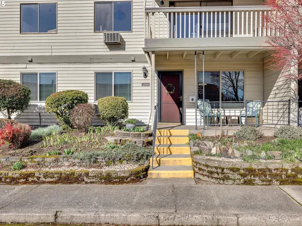 12095 SW Imperial Ave, King City, OR 97224