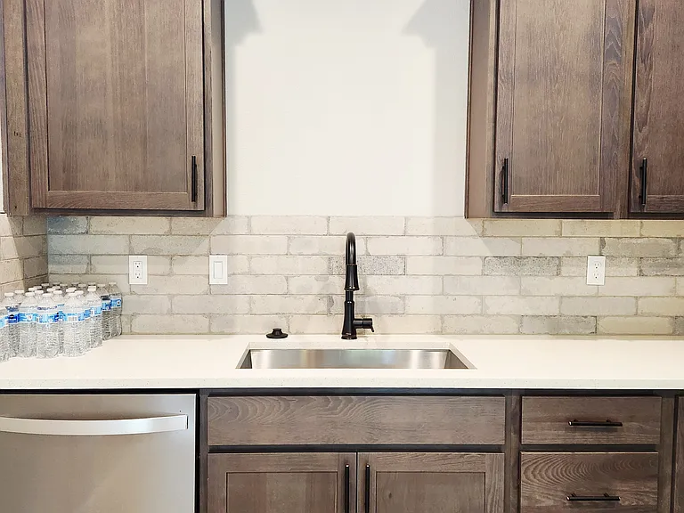 1032 SE Regan Hill Loop — Photo 6