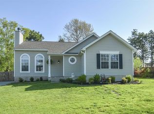 404 Pin Oak Dr, Lexington, SC 29073