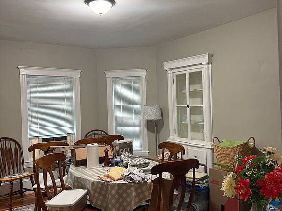 5th image of 14 Varnum St #1