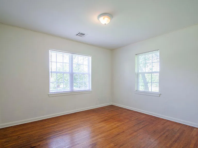 726 S Maplewood Ave — Photo 19