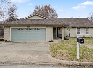 5725 E 65th St S, Tulsa, OK 74136