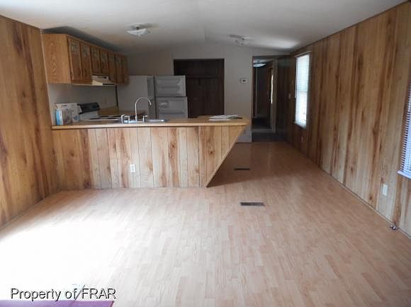 2nd image of 472 Pyrant Rd