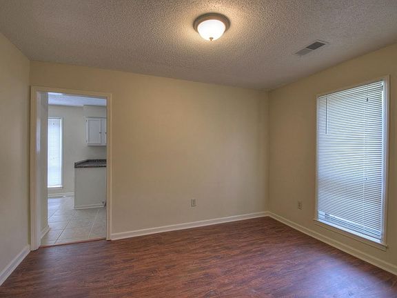 4th image of 6079 Whisper Valley Dr