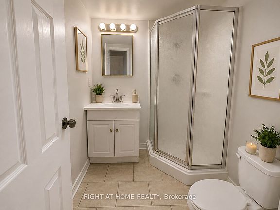 3rd image of 67 Brentwood Dr