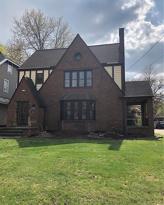 1st image of 3672 Rockport Ave
