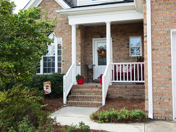 3rd image of 2428 Pinetops Drive